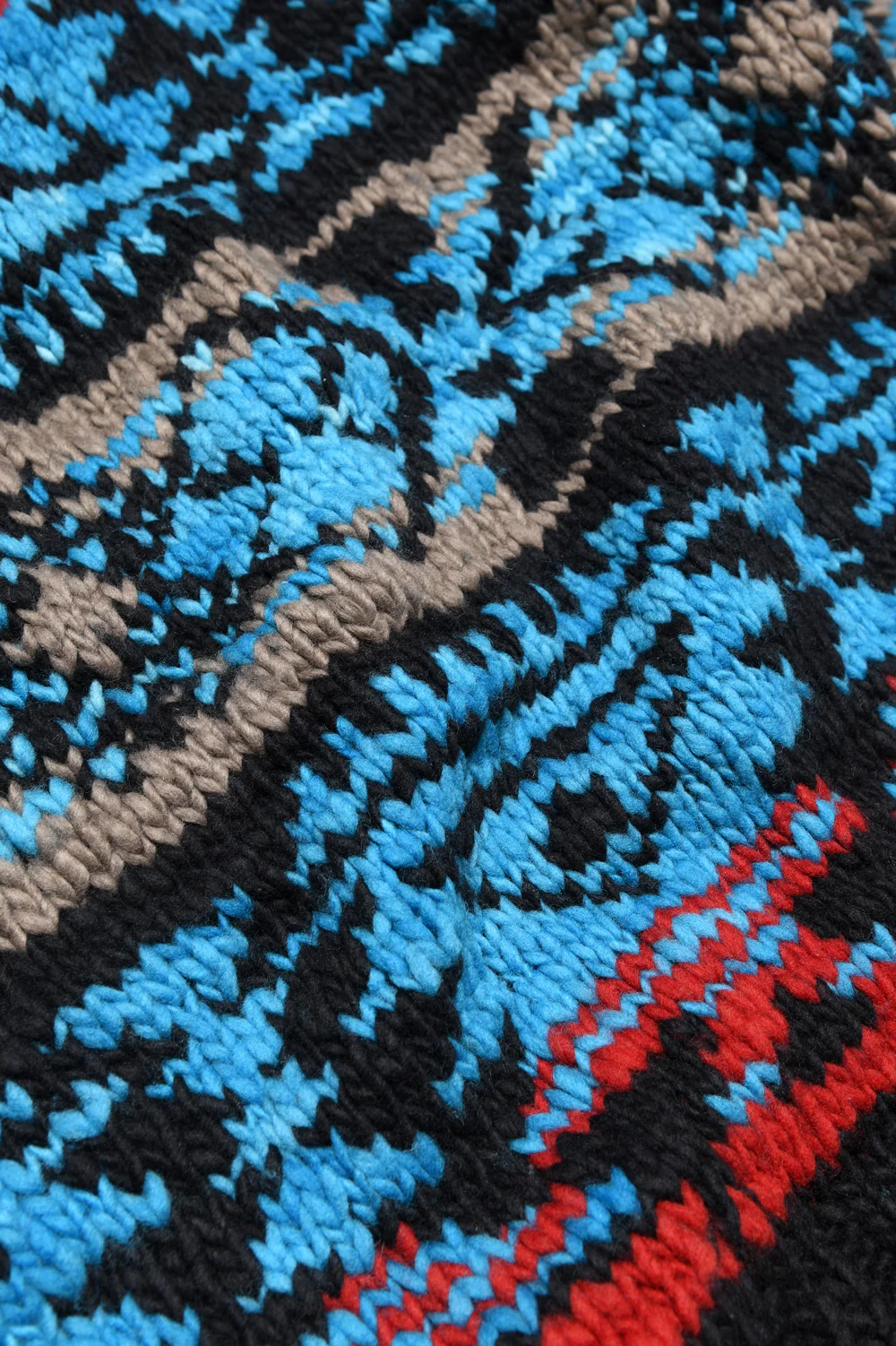 Navajo #2 Pullover - Black - Image 4